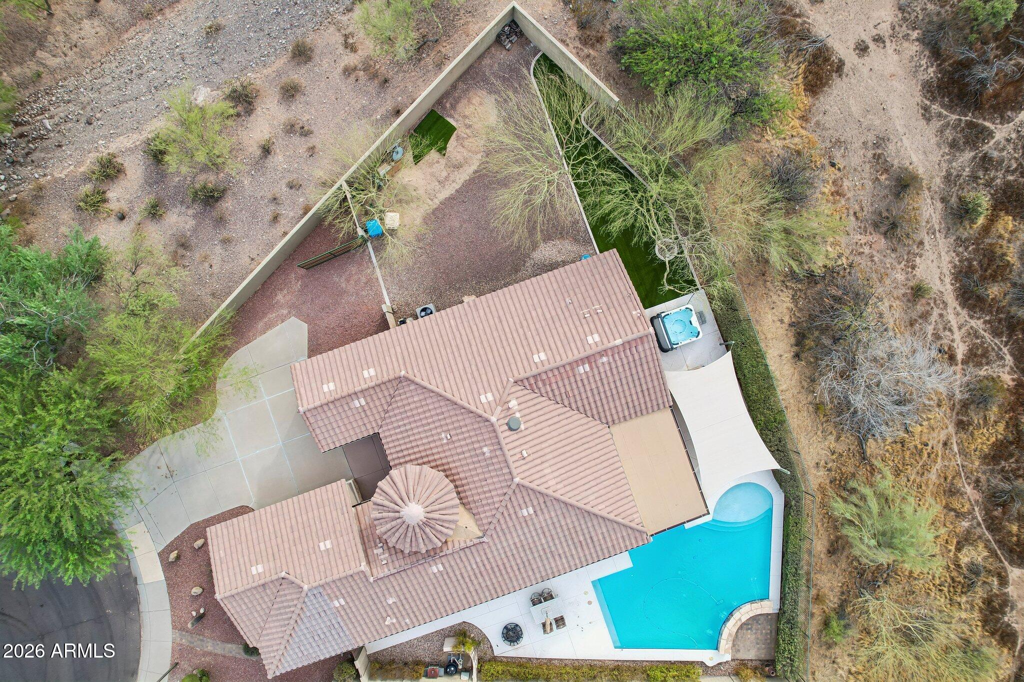 2656 W COYOTE CREEK Court