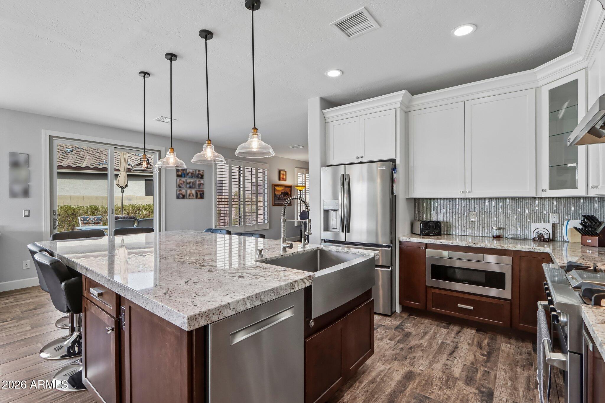 2656 W COYOTE CREEK Court