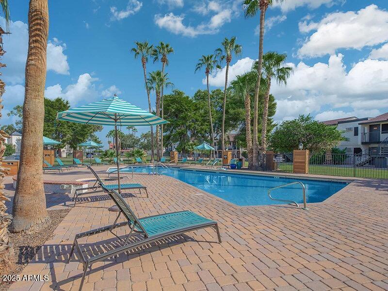 13517 W GLENDALE Avenue ST