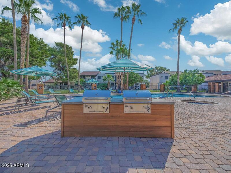 13517 W GLENDALE Avenue ST