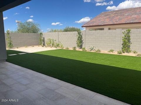 A home in Cave Creek