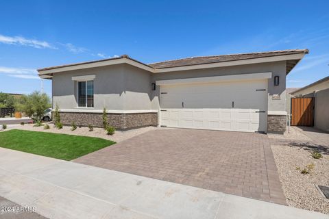 A home in Cave Creek