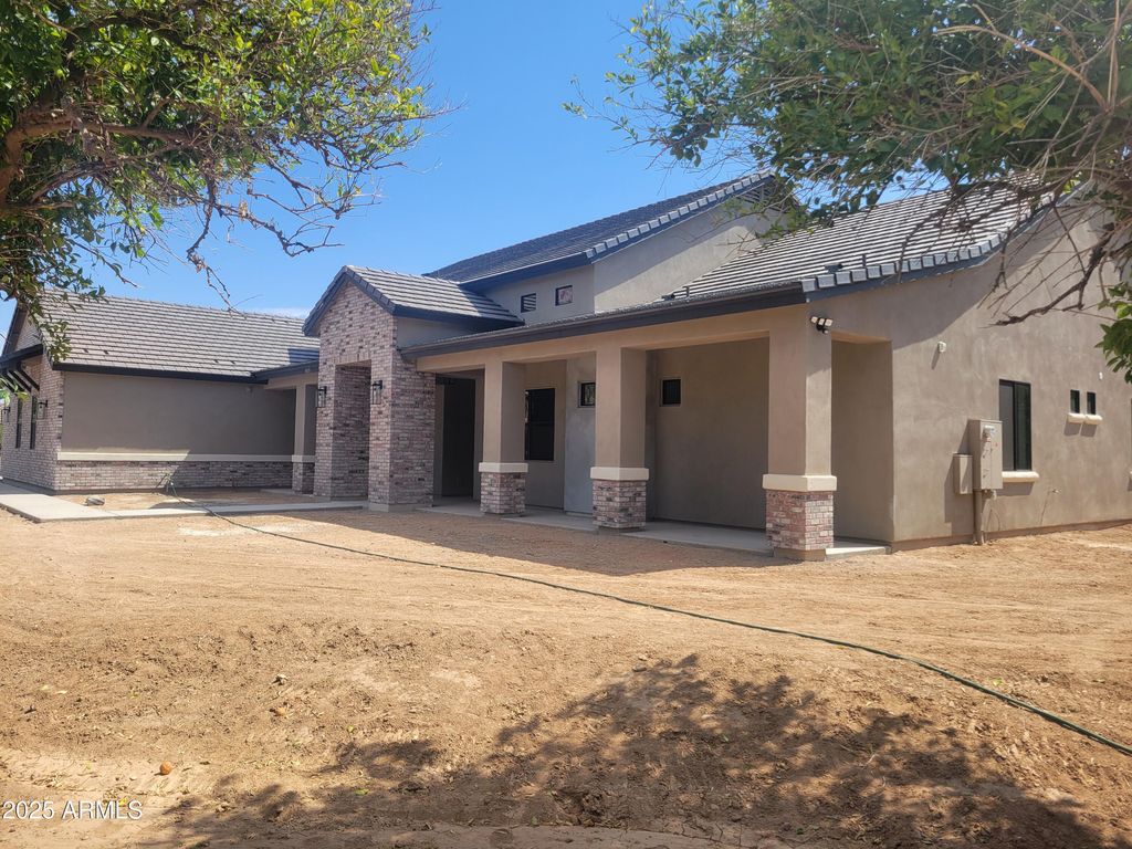 Photo of 18035 E San Tan Boulevard, Queen Creek, AZ 85142 (MLS # 6937036)