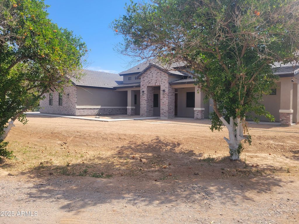 Photo of 18035 E San Tan Boulevard, Queen Creek, AZ 85142 (MLS # 6937036)