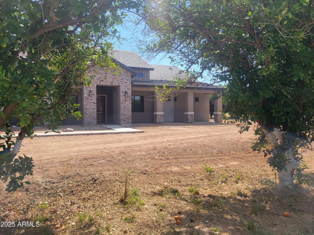 Photo of 18035 E San Tan Boulevard, Queen Creek, AZ 85142 (MLS # 6937036)