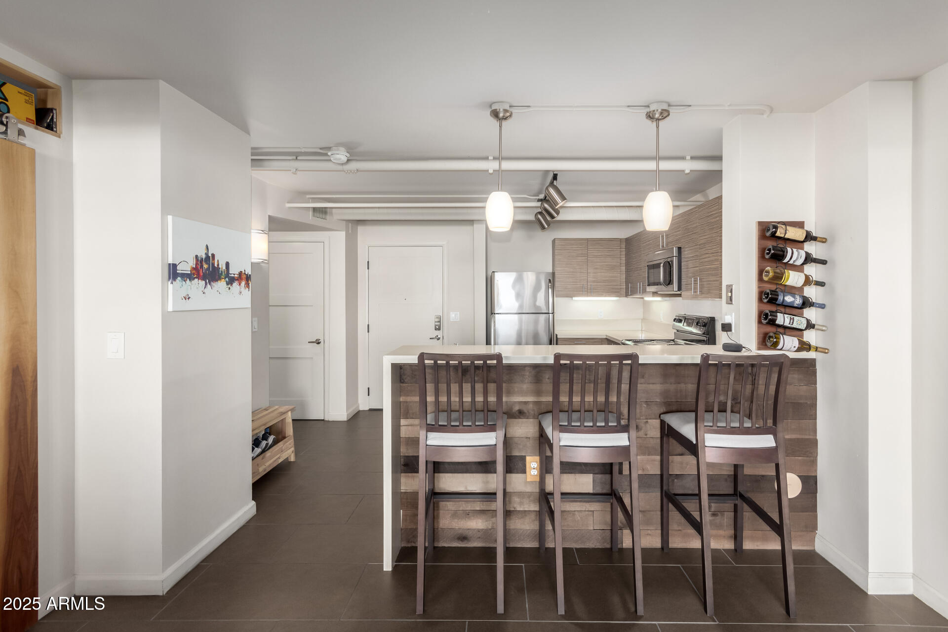 535 W THOMAS Road 213