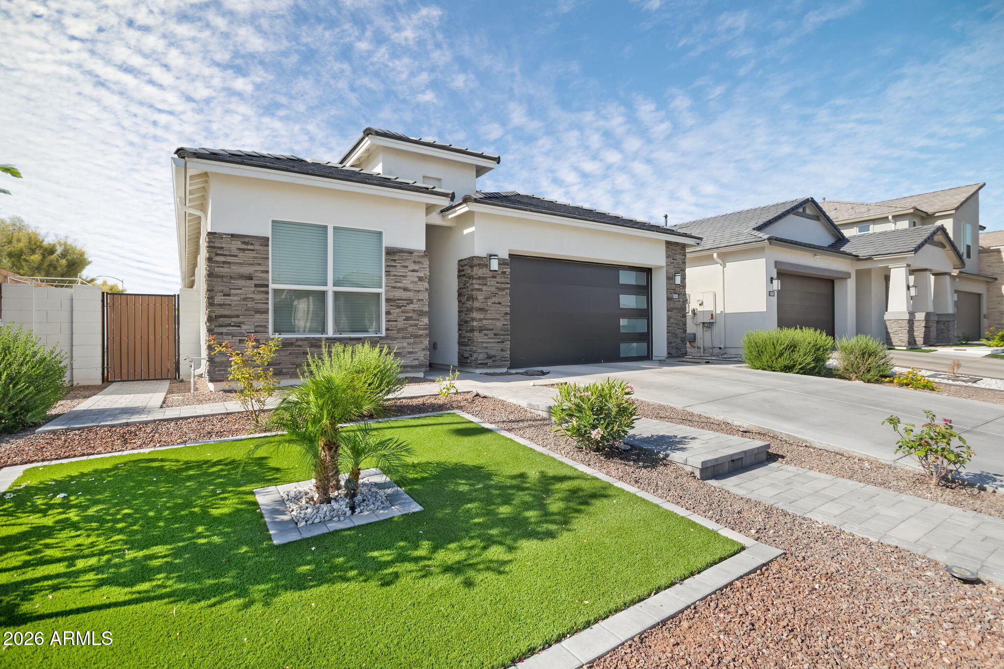 10305 W DEANNA Drive