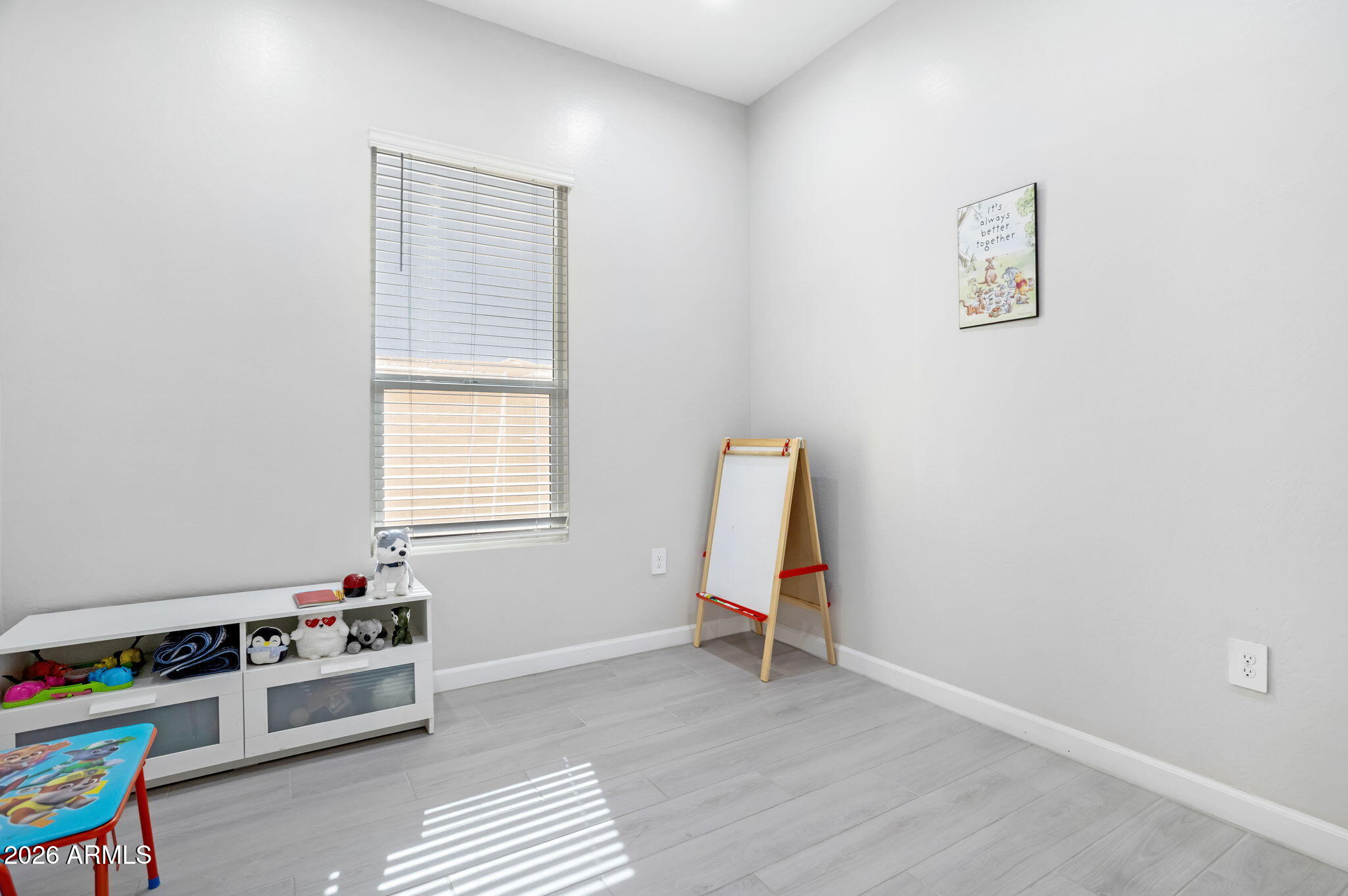 10305 W DEANNA Drive