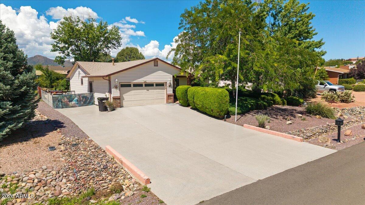 10817 E TURQUOISE Circle
