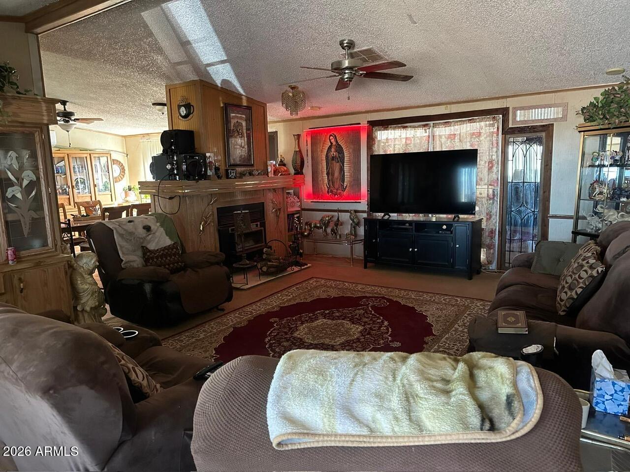 1605 E VIA OCOTILLO Drive