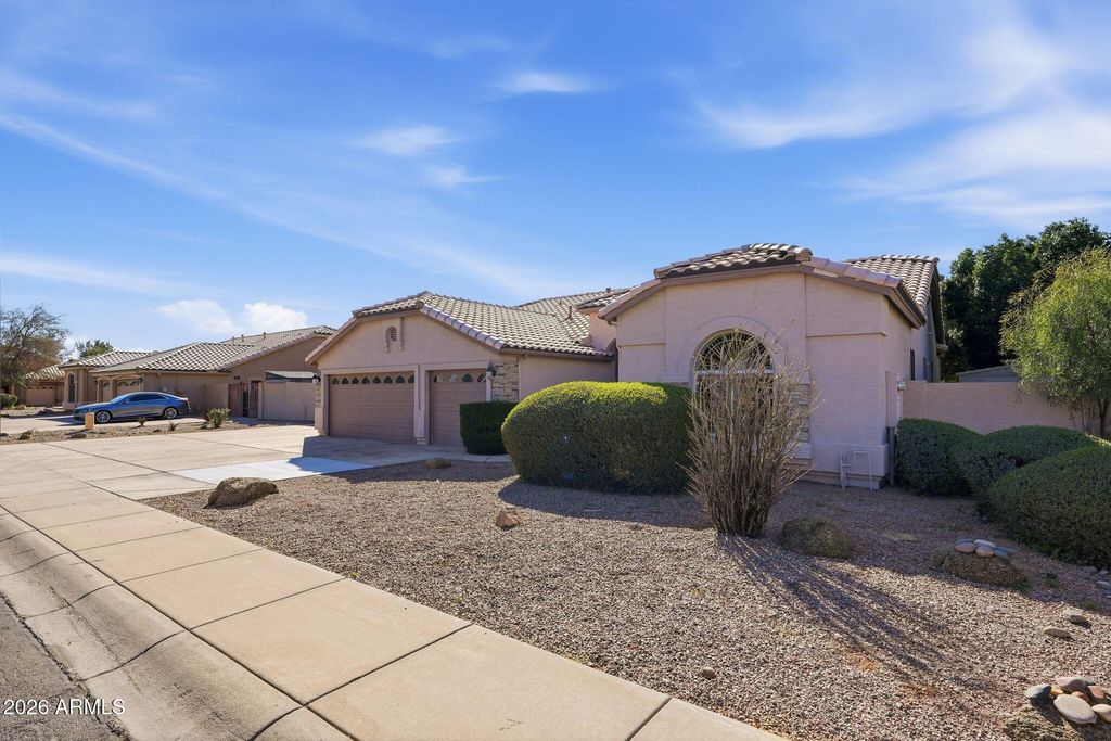 Photo of 2333 E Finley Street, Gilbert, AZ 85296 (MLS # 6985742)