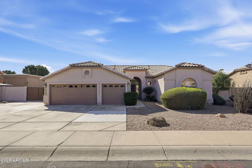 Photo of 2333 E Finley Street, Gilbert, AZ 85296 (MLS # 6985742)