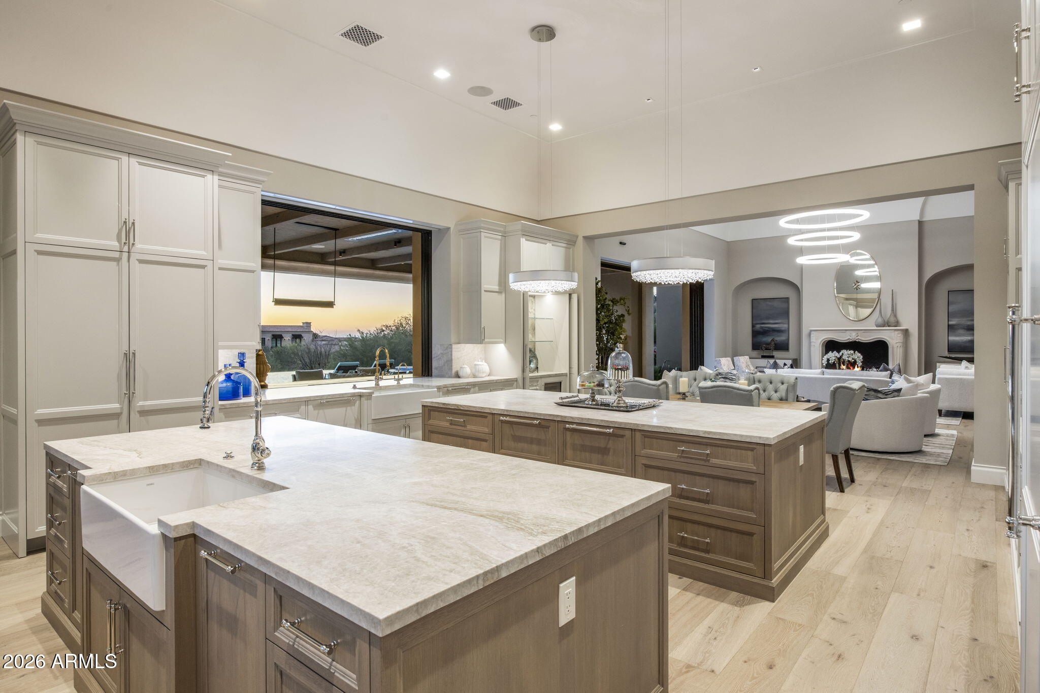 10739 E DIAMOND RIM Drive
