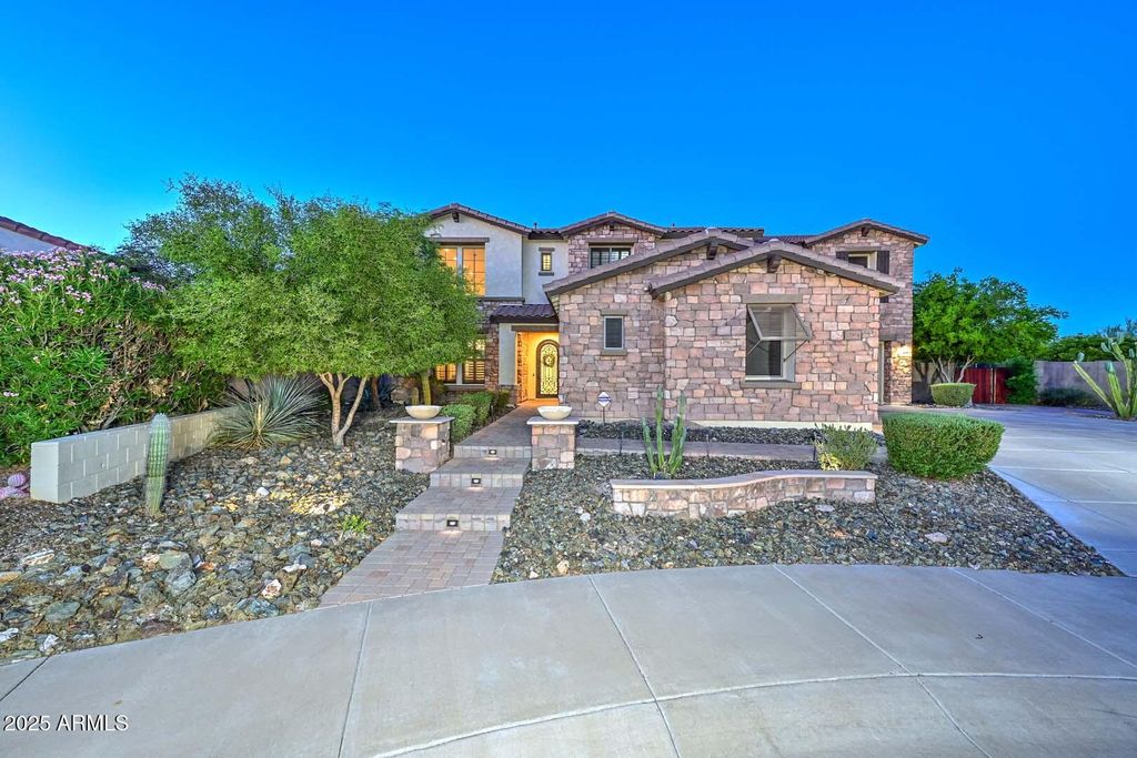 Photo of 12904 W Chucks Avenue, Peoria, AZ 85383 (MLS # 6923982)