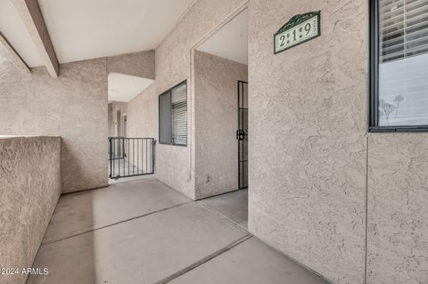 Condominium in Phoenix AZ 10828 BILTMORE Drive 1.jpg