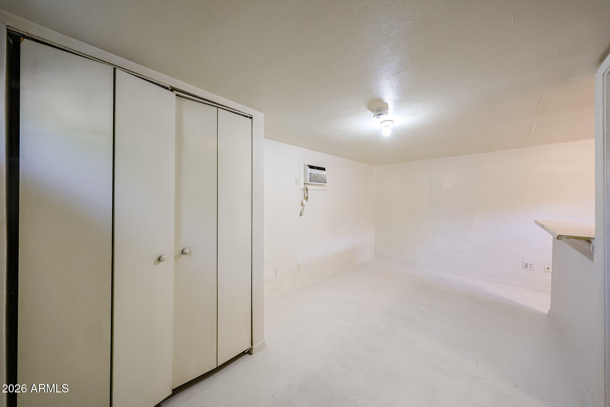 1005 E MORELAND Street 3