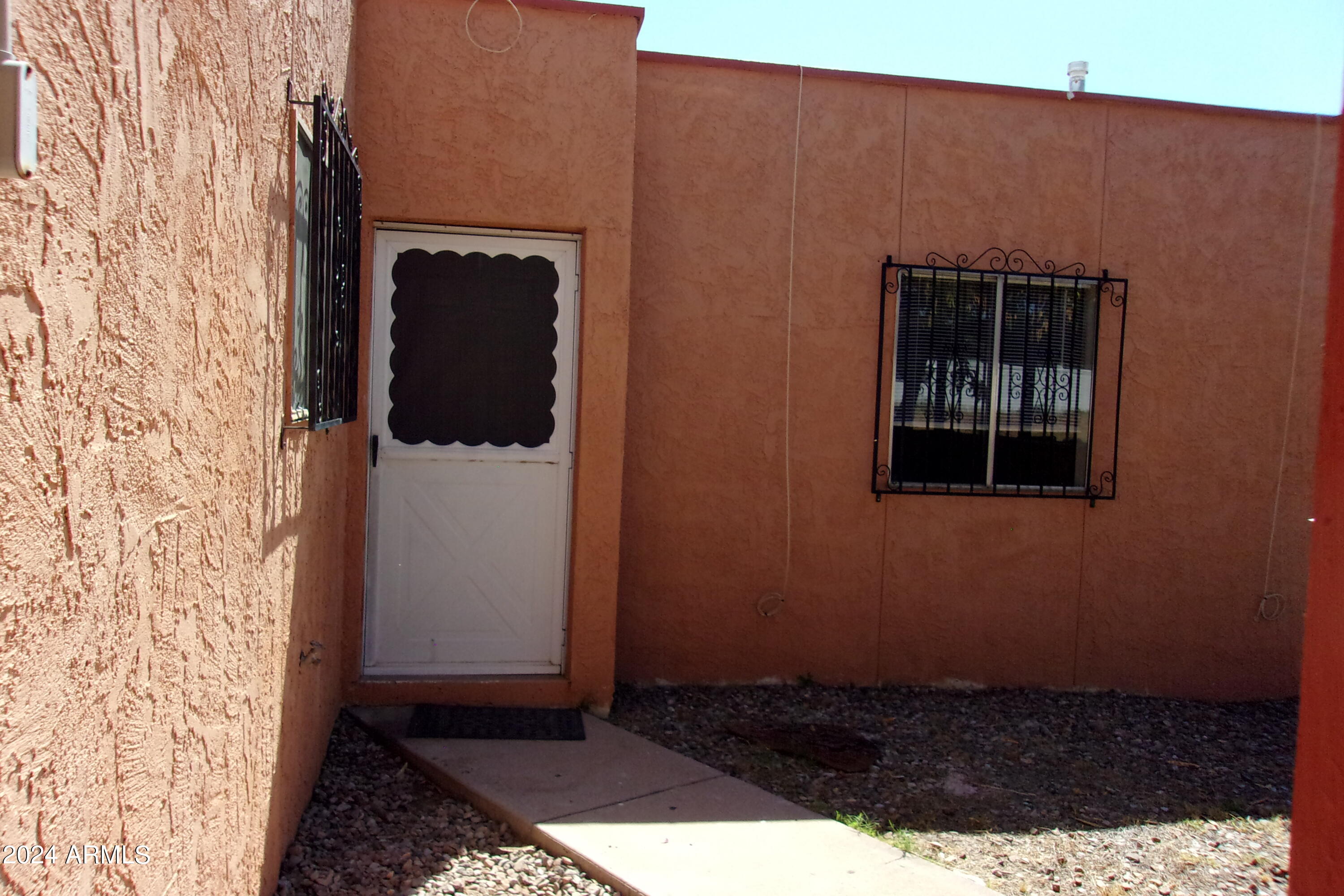 Villa Del Rio 2 resub - Residential Lease
