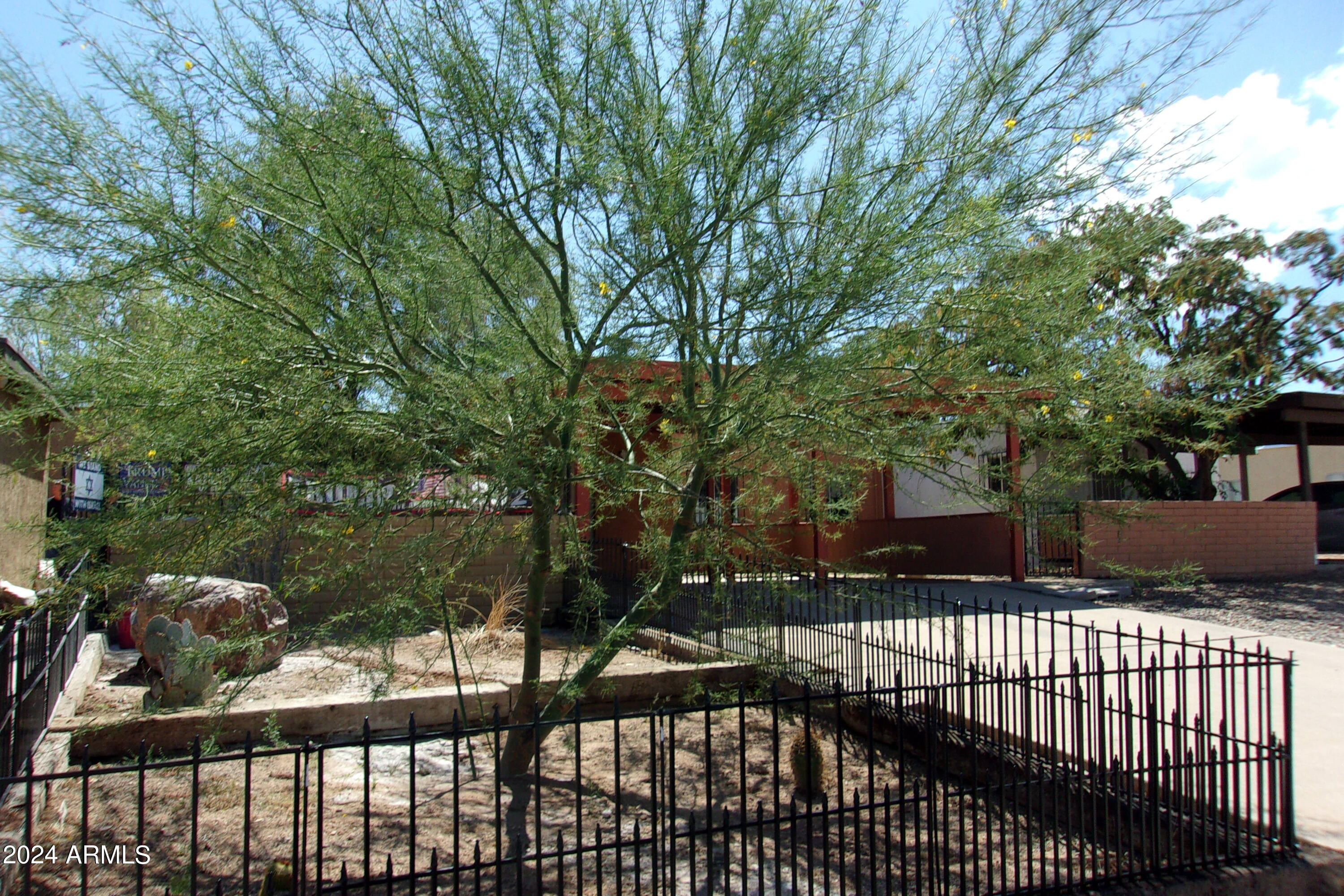 Villa Del Rio 2 resub - Residential Lease