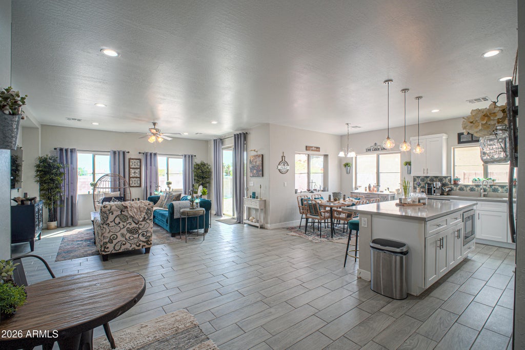 Photo of 1598 N Himosa Drive, Casa Grande, AZ 85122 (MLS # 7090086)