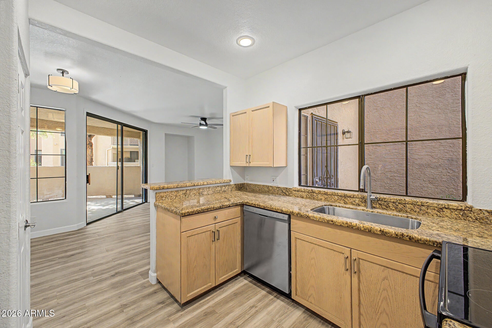 1001 N PASADENA -- 58