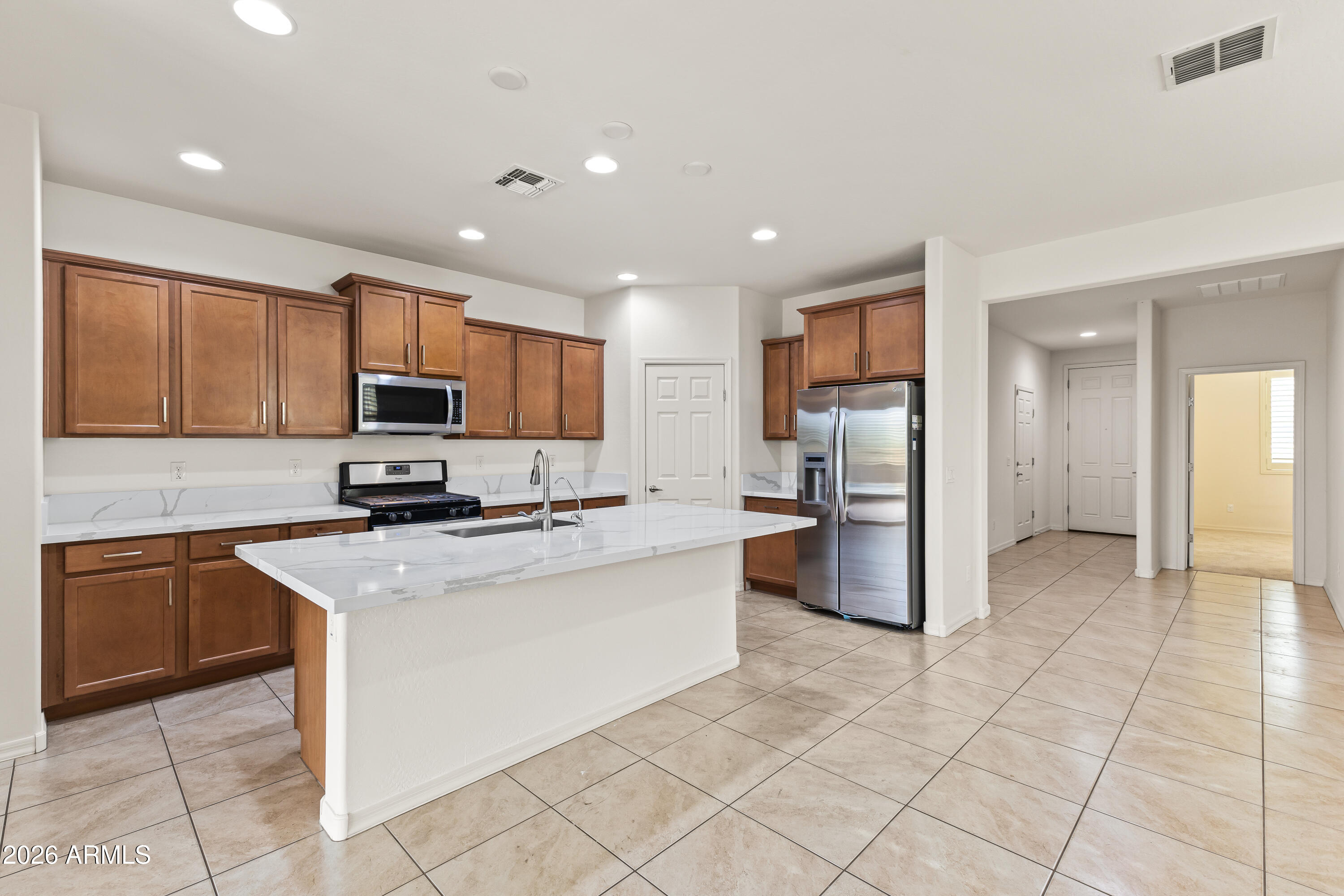 2428 W BRANHAM Lane