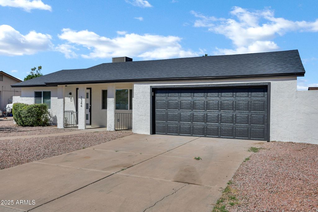 Photo of 2344 W Pecos Avenue, Mesa, AZ 85202 (MLS # 6928941)