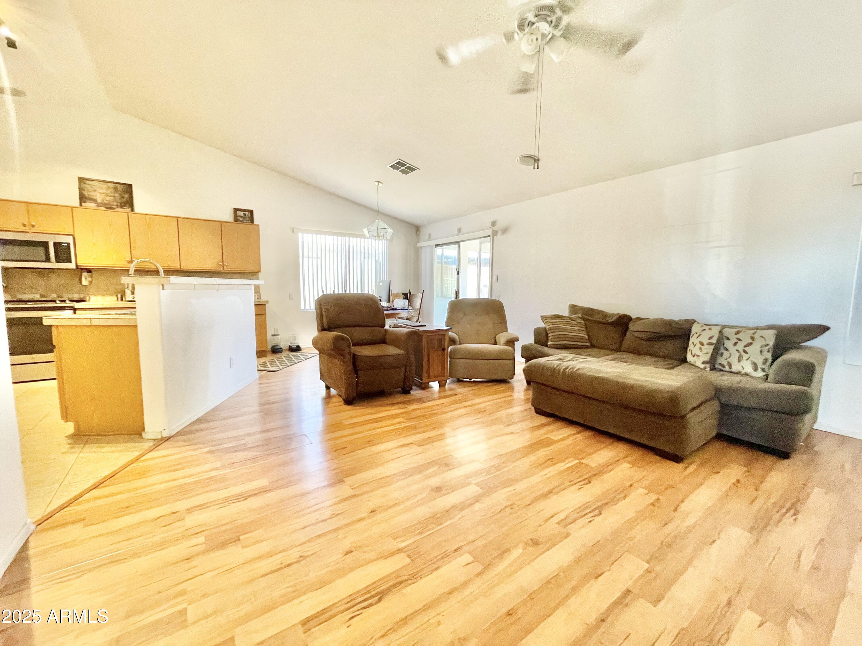 723 S WEAVER Drive