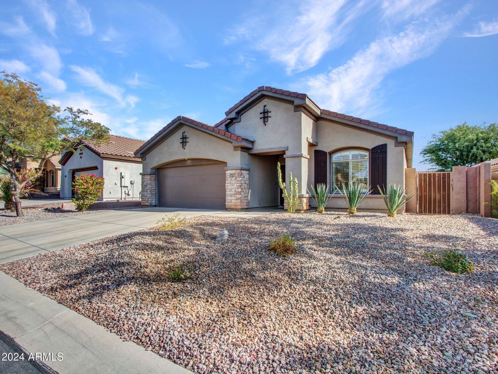 Photo of 41017 N Prestancia Drive, Anthem, AZ 85086 (MLS # 6999849)