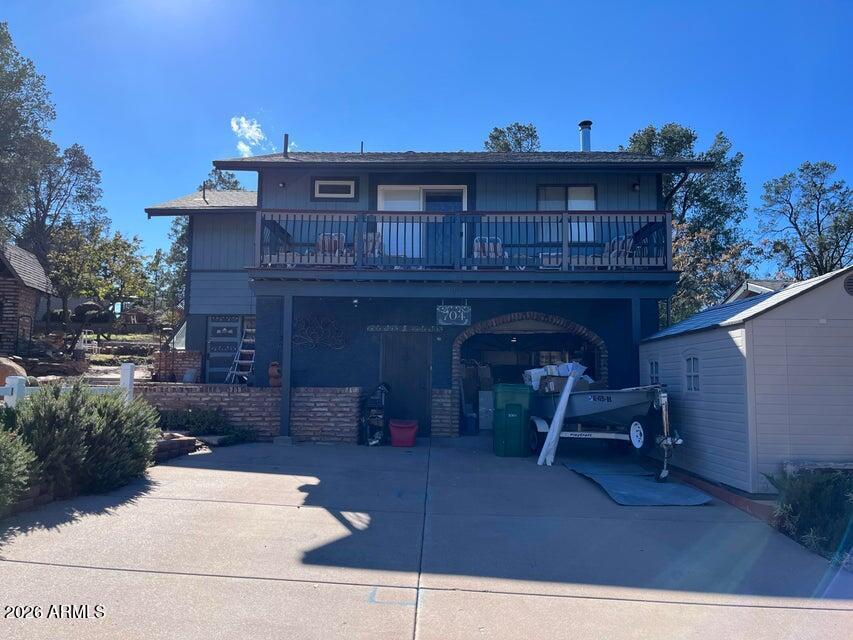 704 N GRANITE Drive