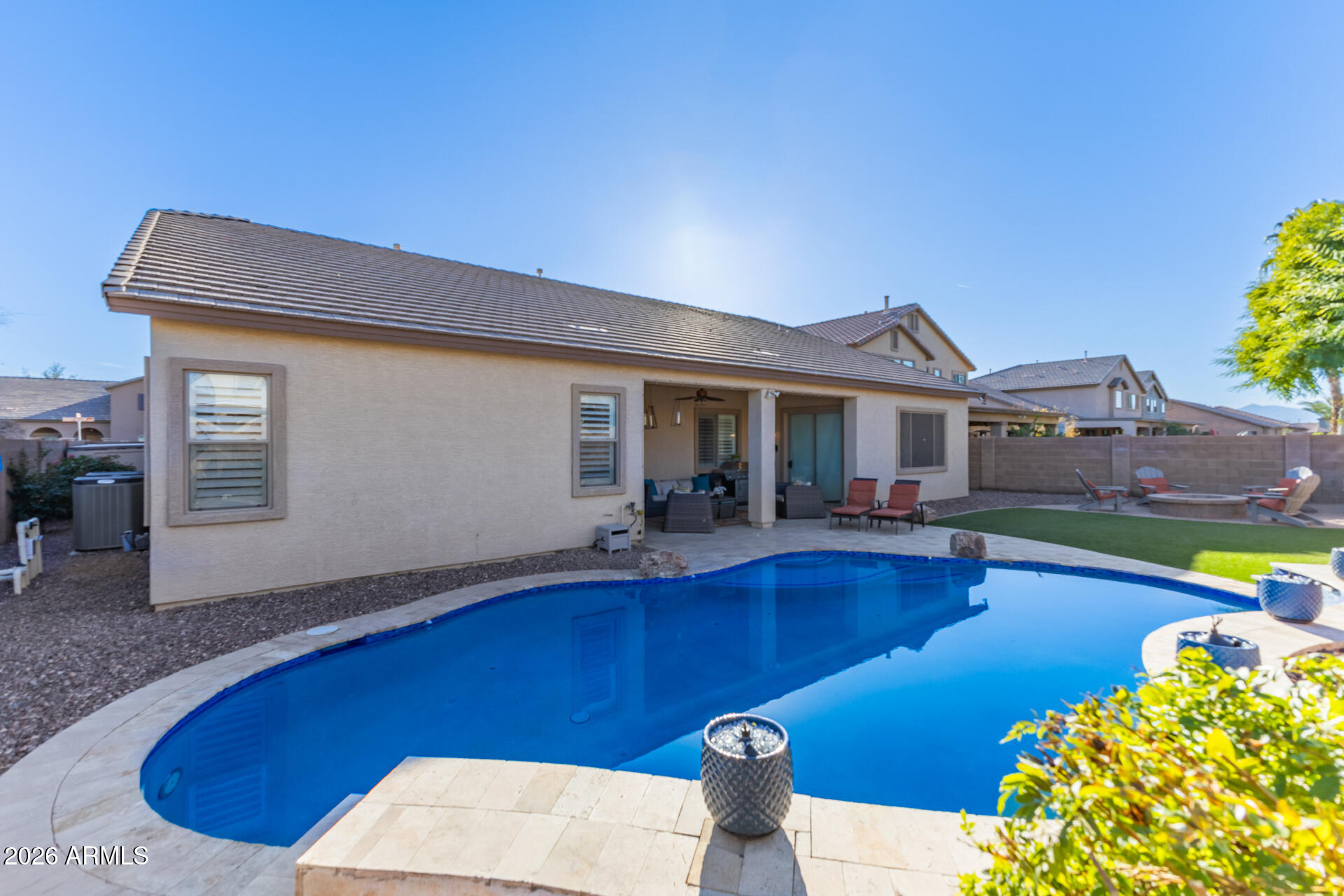 14316 W DESERT HILLS Drive