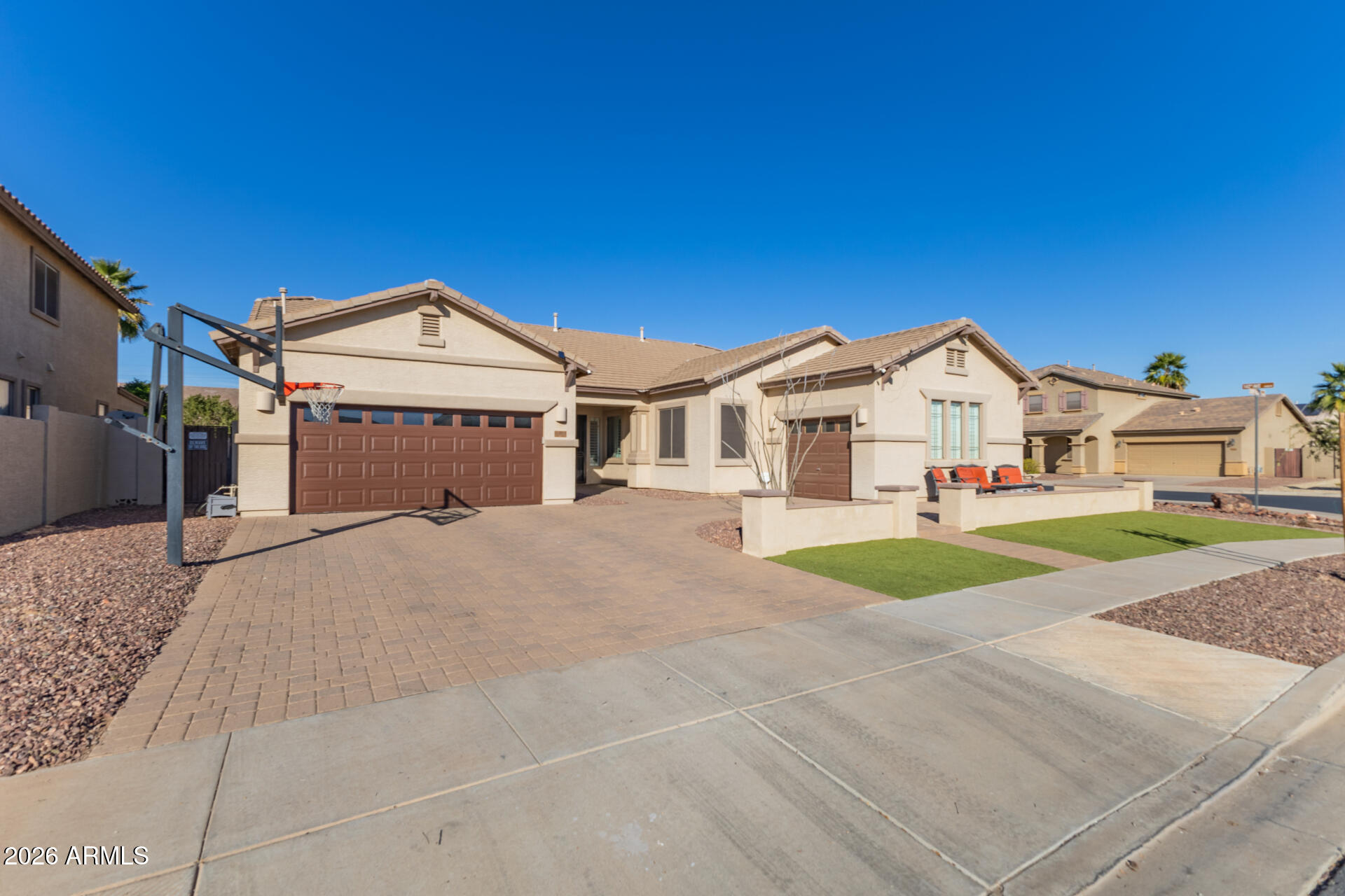 14316 W DESERT HILLS Drive