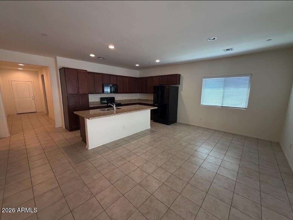 21144 W Cypress