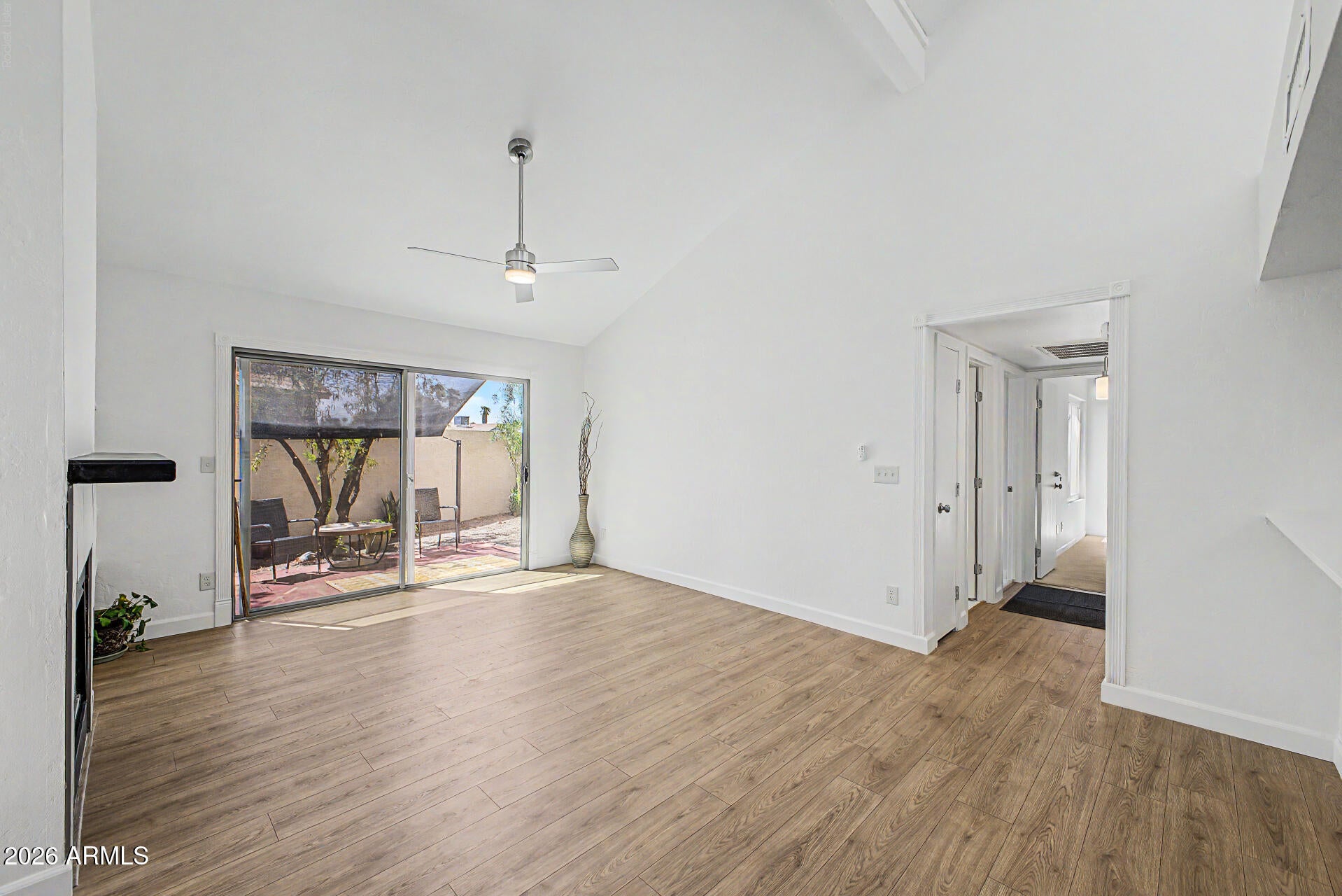 1111 W SUMMIT Place 32
