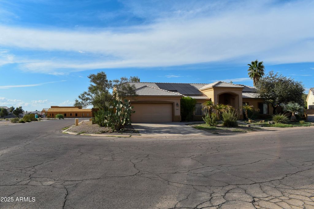 Photo of 15641 S Coral Road, Arizona City, AZ 85123 (MLS # 6915944)