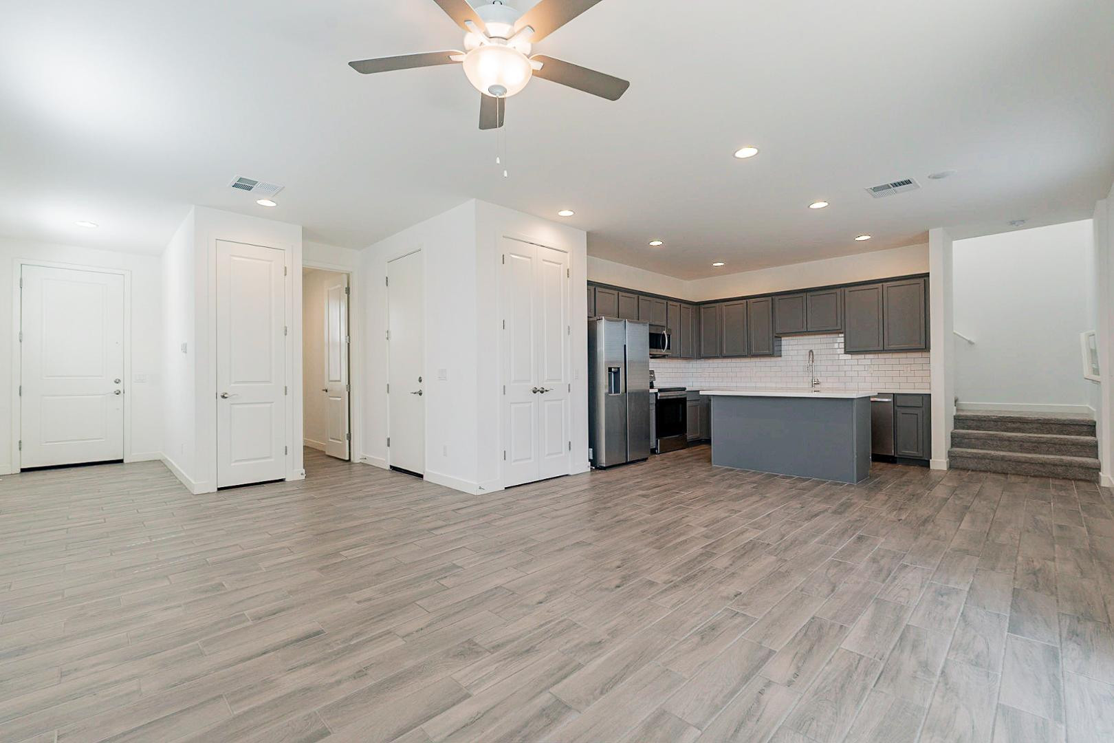 5538 S Dillon