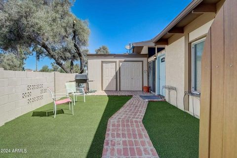 Photo of 555 N May #Apt 35, Mesa, AZ 85201 (MLS # 7013760)