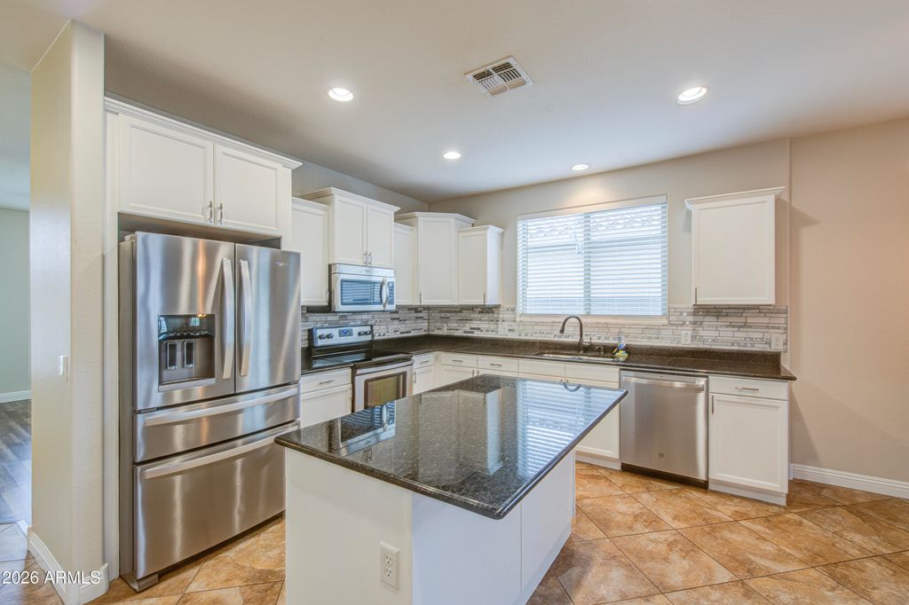 Photo of 1711 W Paisley Drive, San Tan Valley, AZ 85144 (MLS # 6996585)