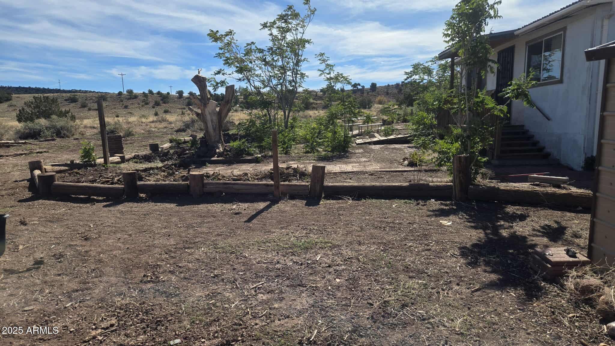 1445 COUNTY ROAD 4365 --