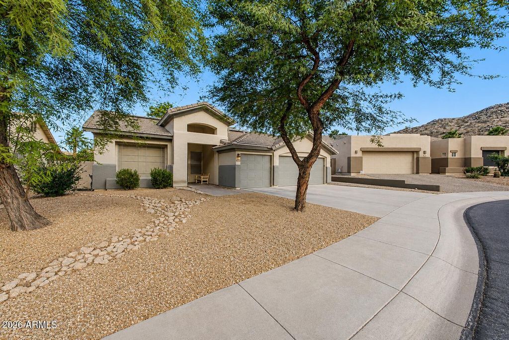 Photo of 11477 S Coolwater Drive, Goodyear, AZ 85338 (MLS # 7014028)