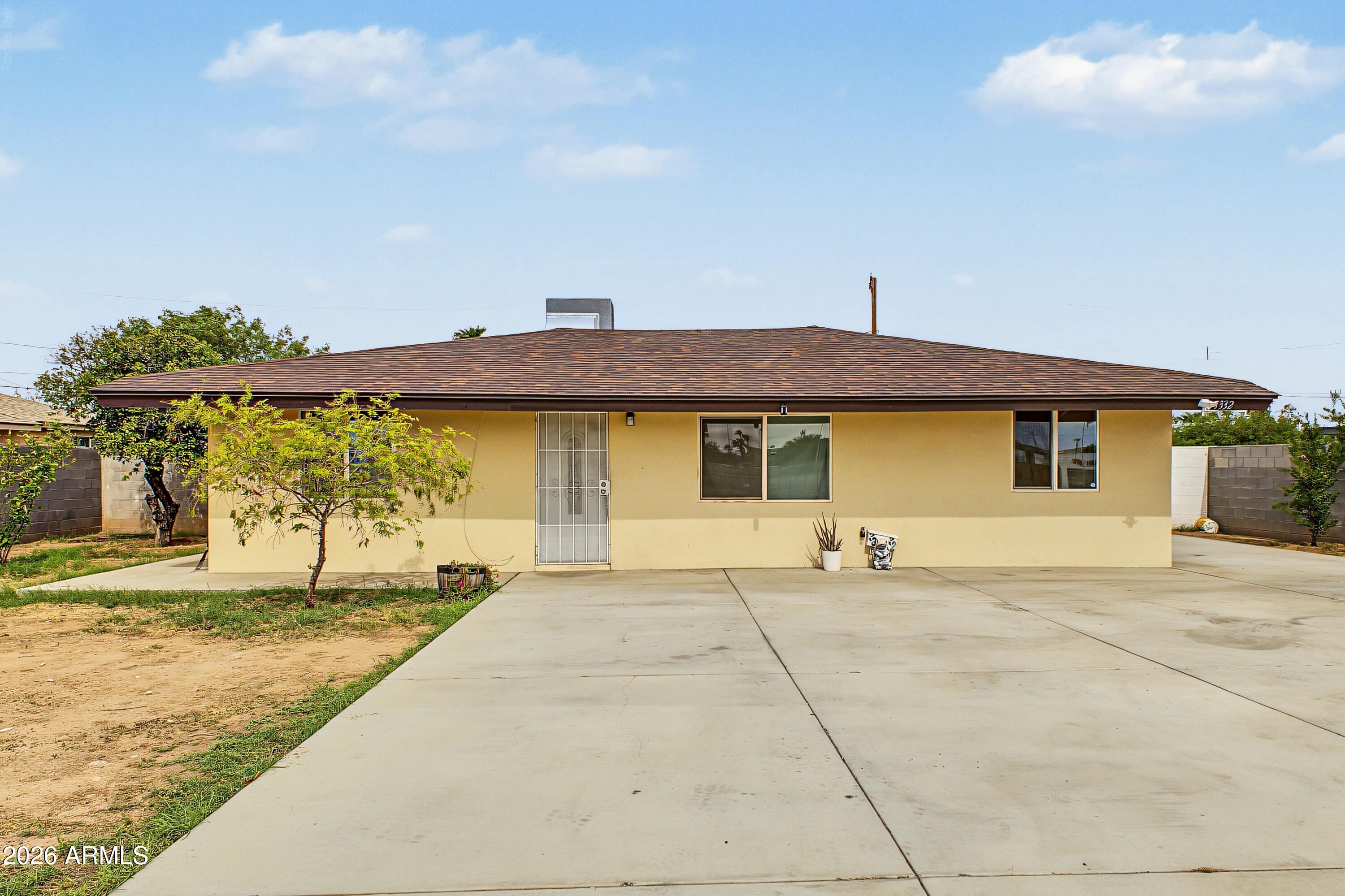 3332 W MONTEROSA Street