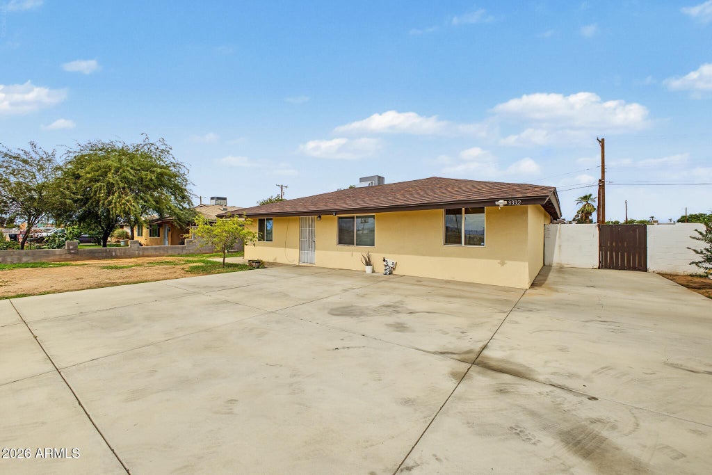 Photo of 3332 W Monterosa Street, Phoenix, AZ 85017 (MLS # 7091672)