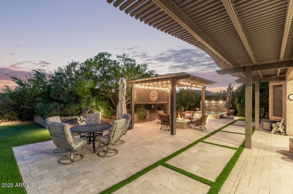 Photo of 12725 W Dale Lane, Peoria, AZ 85383 (MLS # 6933843)