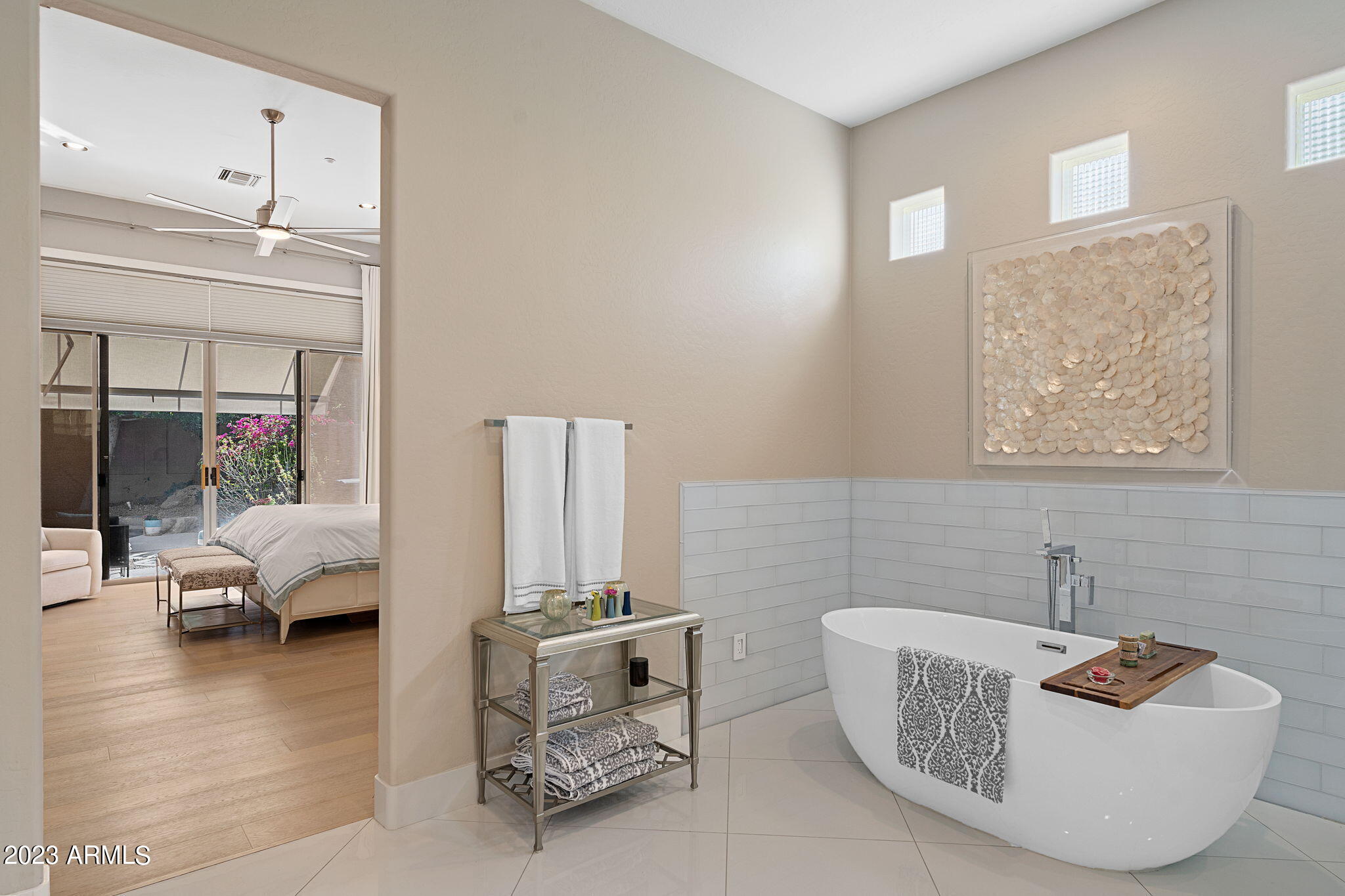 Scottsdale, Arizona 85255, United States, 4 Bedrooms Bedrooms, ,4 BathroomsBathrooms,Residential,Pending,47020