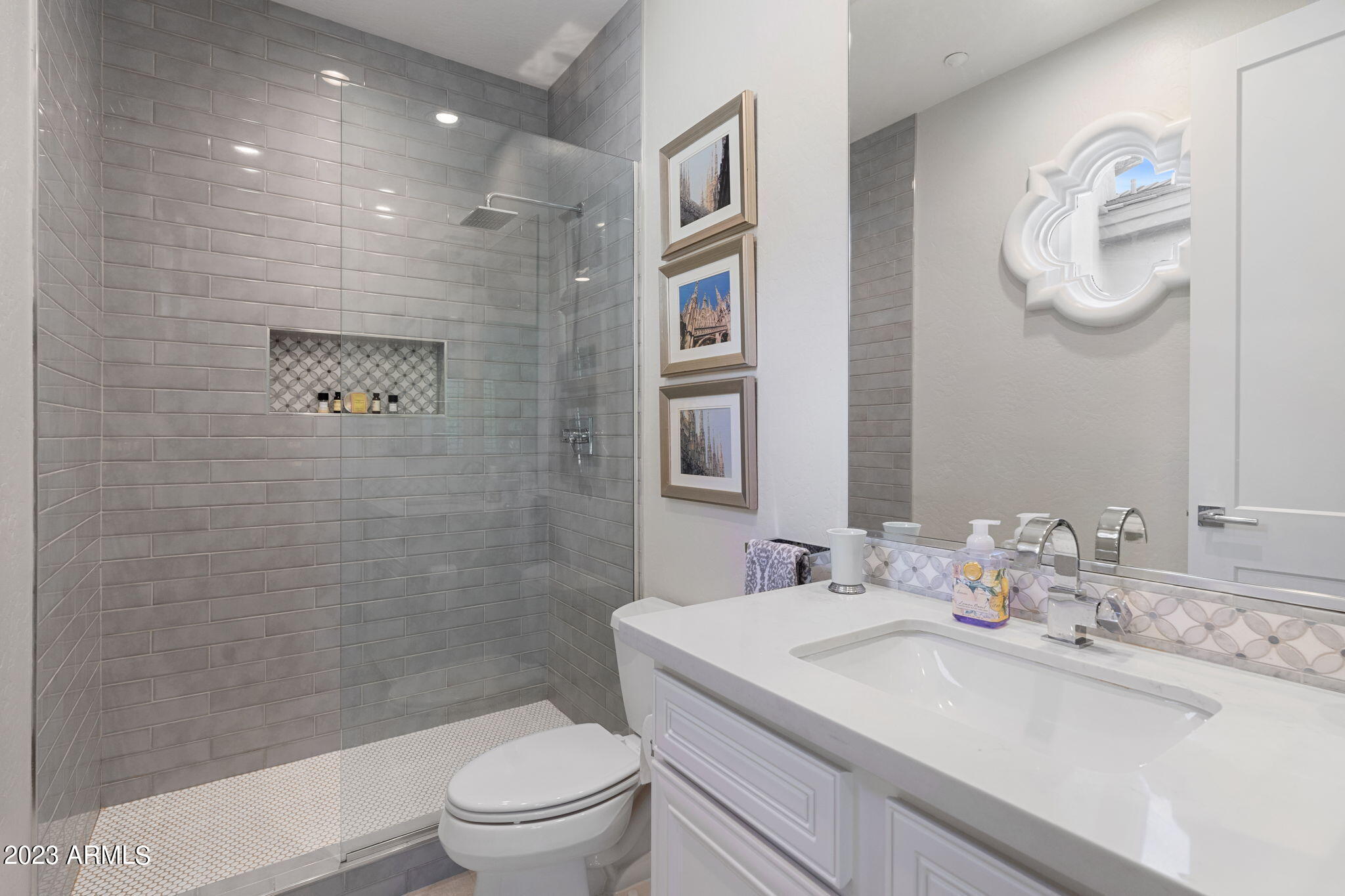 Scottsdale, Arizona 85255, United States, 4 Bedrooms Bedrooms, ,4 BathroomsBathrooms,Residential,Pending,47020