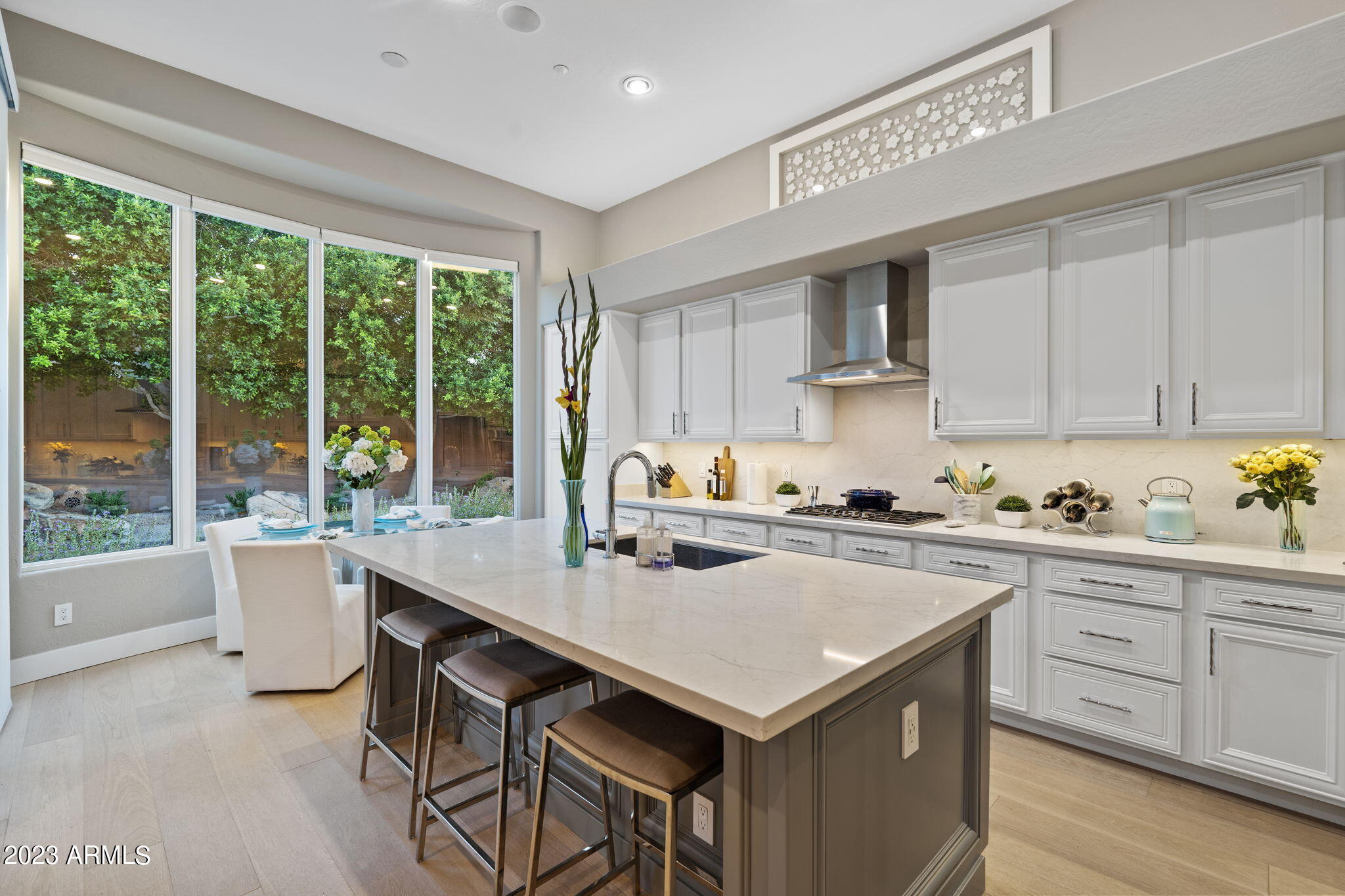 Scottsdale, Arizona 85255, United States, 4 Bedrooms Bedrooms, ,4 BathroomsBathrooms,Residential,Pending,47020