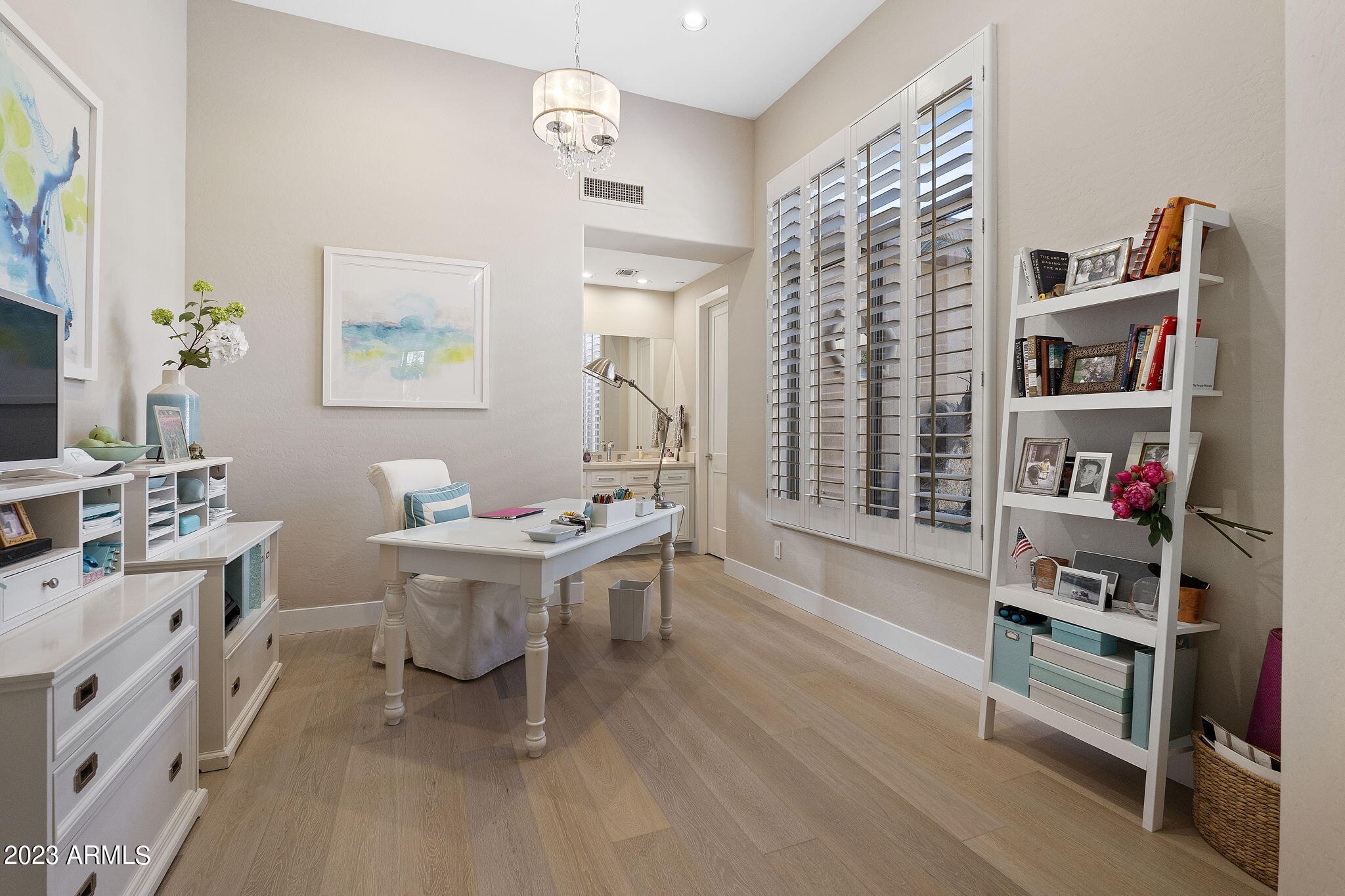 Scottsdale, Arizona 85255, United States, 4 Bedrooms Bedrooms, ,4 BathroomsBathrooms,Residential,Pending,47020