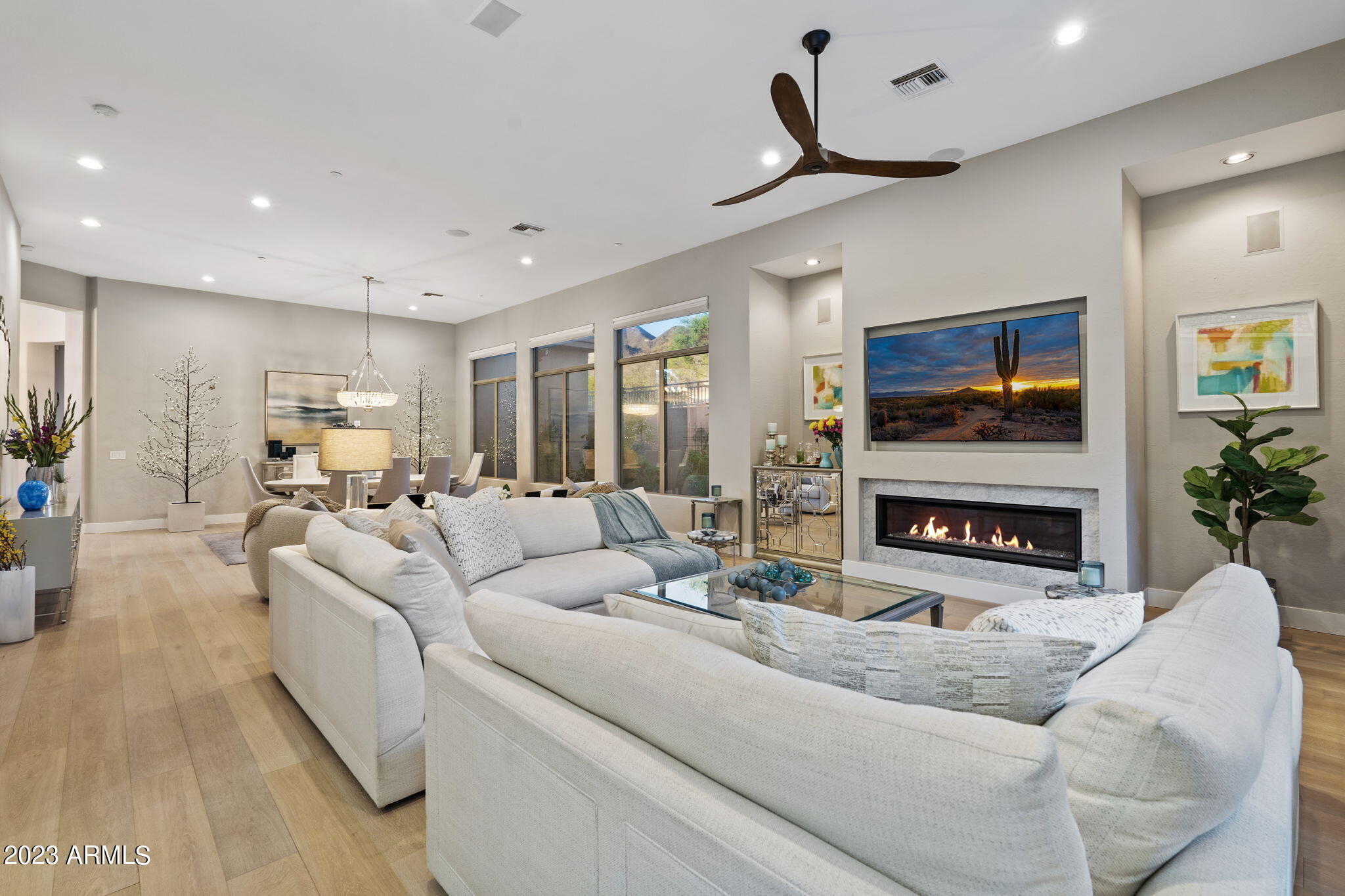 Scottsdale, Arizona 85255, United States, 4 Bedrooms Bedrooms, ,4 BathroomsBathrooms,Residential,Pending,47020