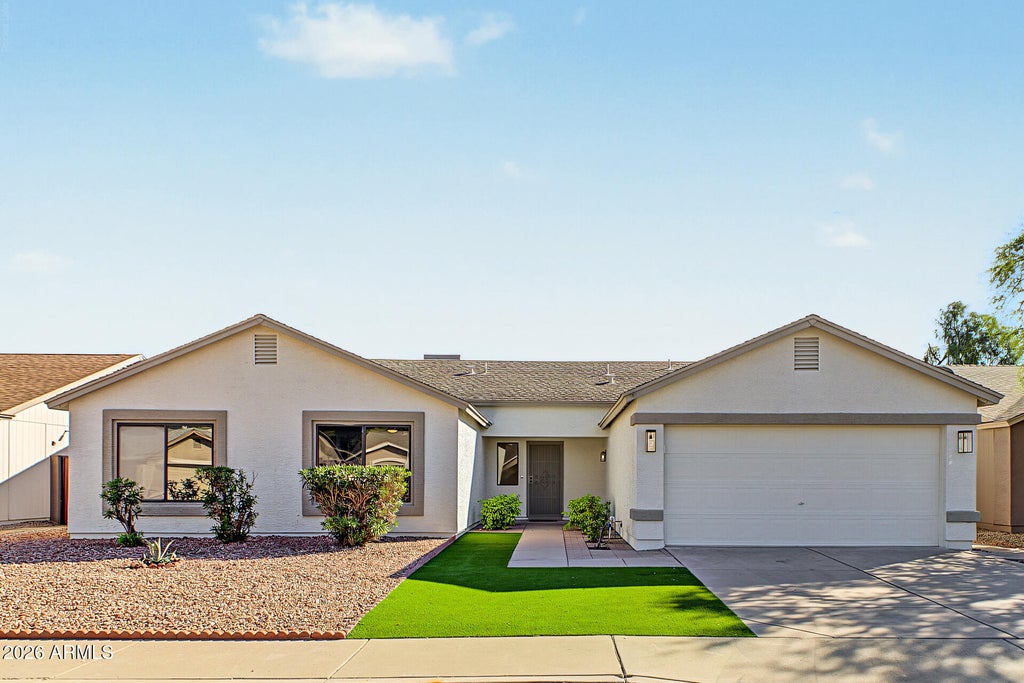 Photo of 3061 W Country Club Terrace, Phoenix, AZ 85027 (MLS # 7091607)