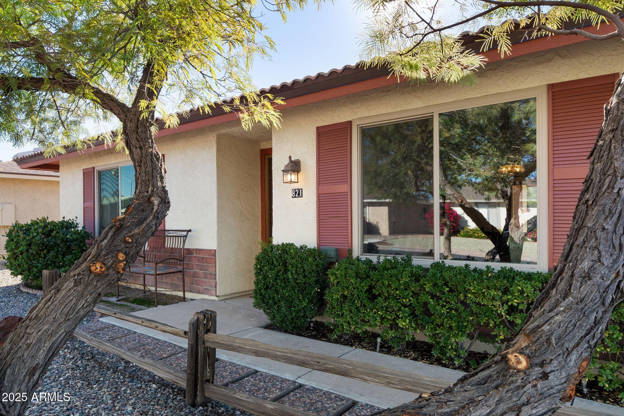 821 LEISURE WORLD --