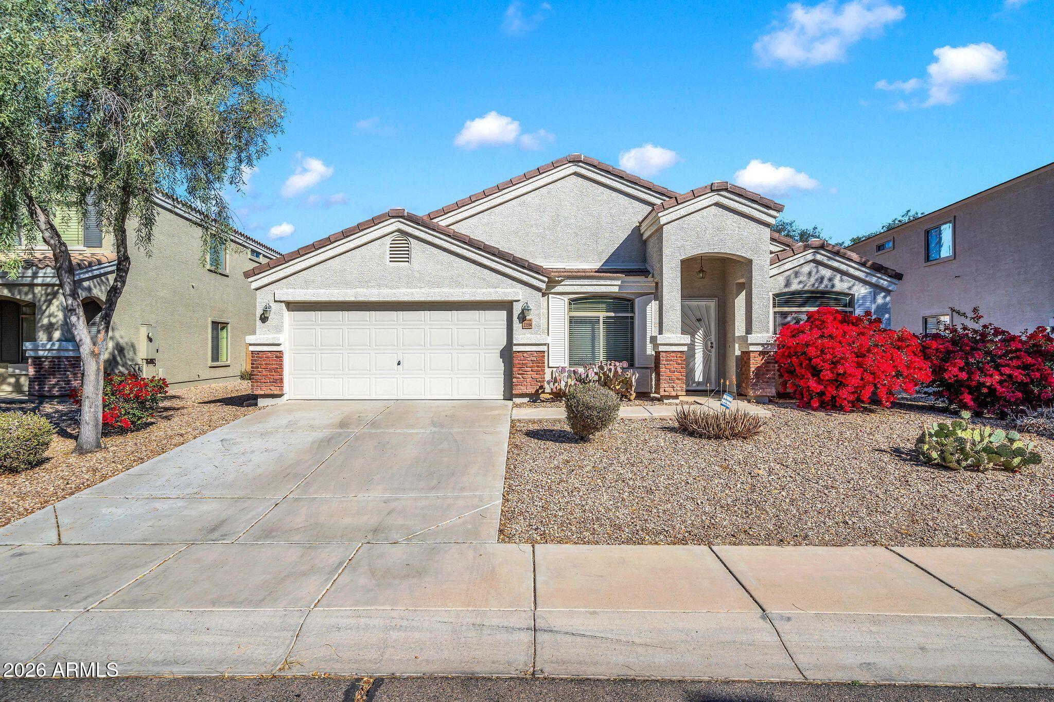 23594 W HIDALGO Avenue